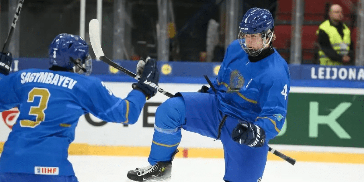 Казахстан победил Чехию на юниорском чемпионате мира по хоккею