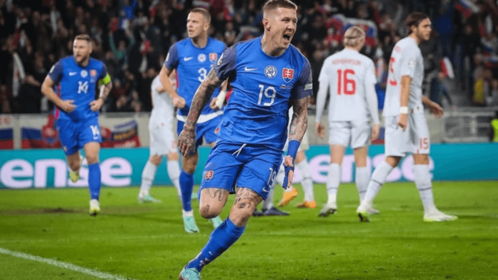 Словакия в третий раз подряд сыграет на Евро