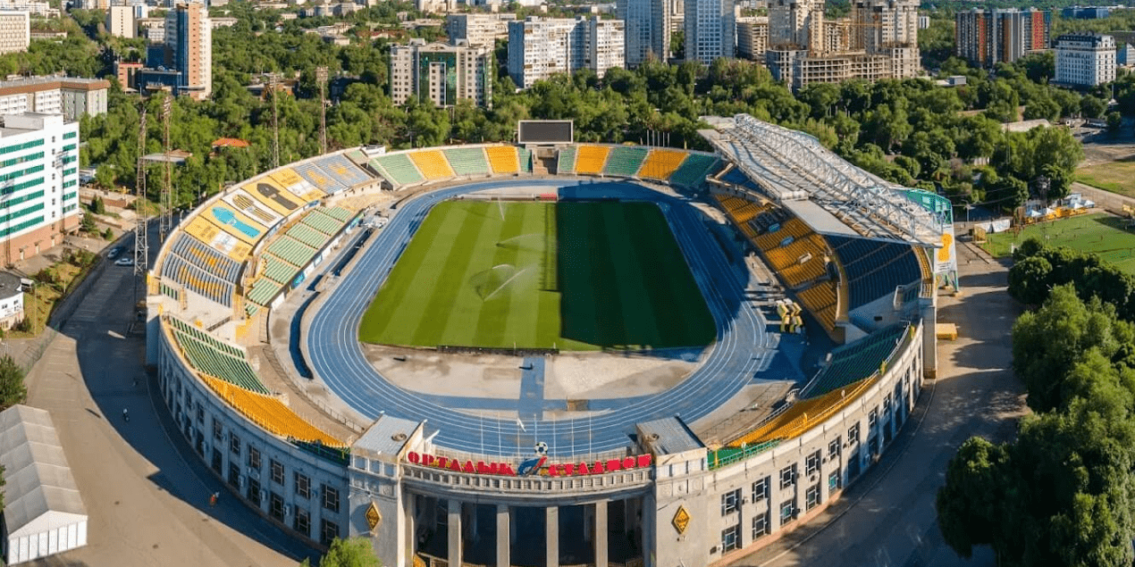 Центральный стадион Алматы