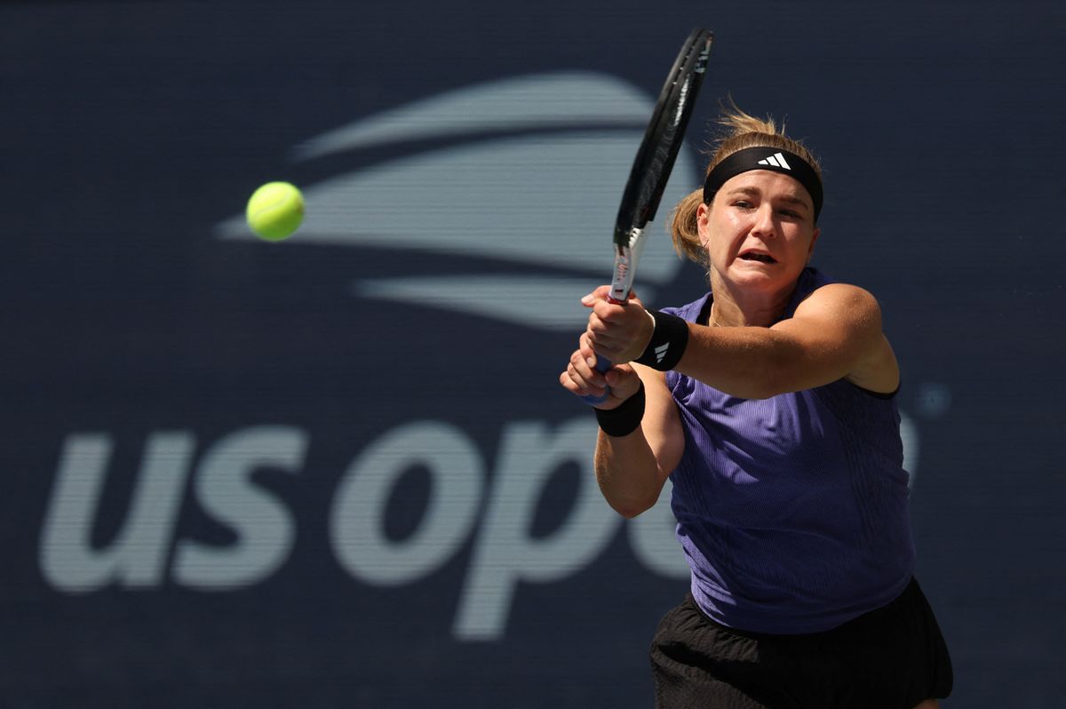 Мухова в четвертьфинале US Open и готова к битве с Осакой