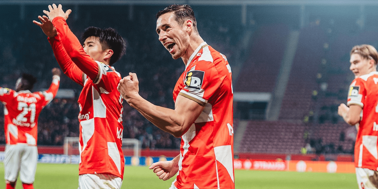 «Майнц» вырвал победу у «Фиорентины», в первом матче флорентийцев после увольнения Пиоли