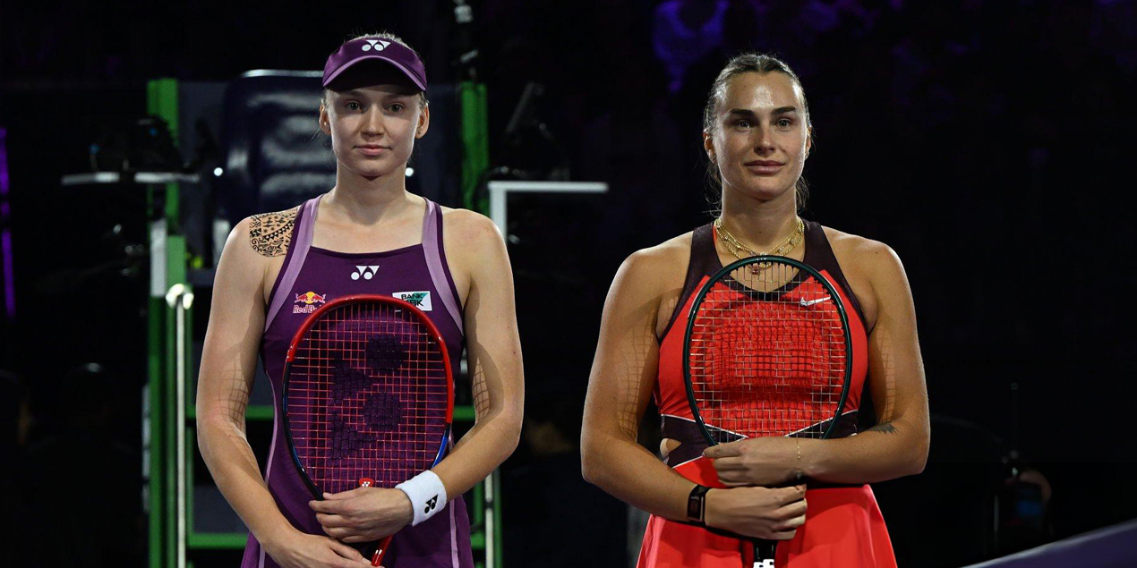 Елена Рыбакина завершила сезон возвращением в топ-5, Соболенко — первая
