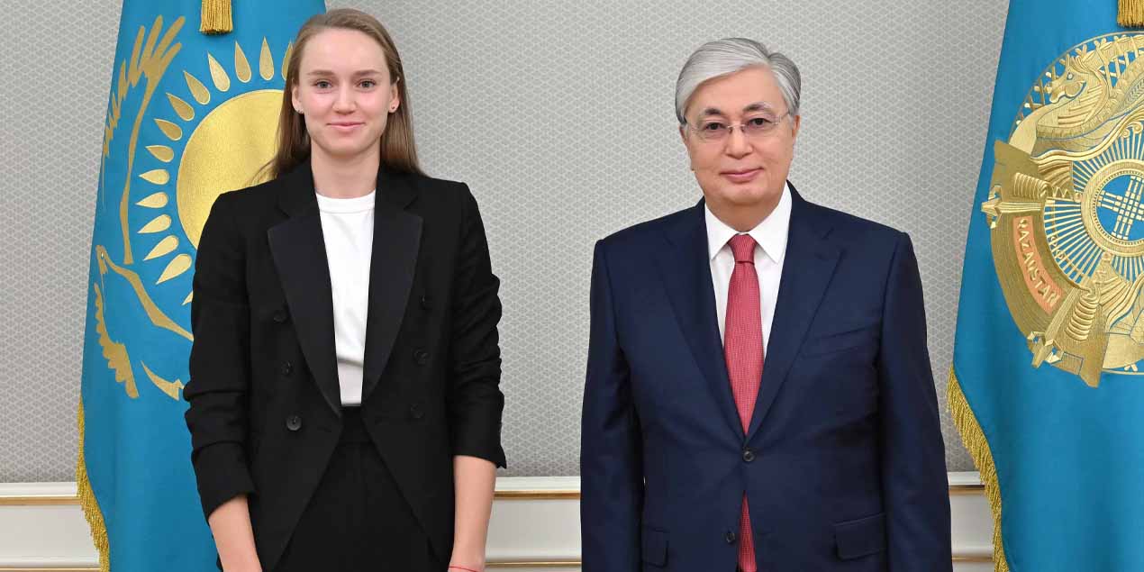 Токаев наградил Елену Рыбакину орденом «Барыс» III степени