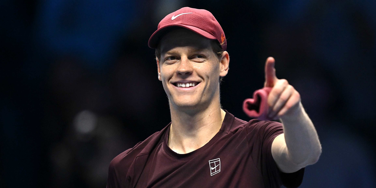 Синнер стал первым полуфиналистом Итогового турнира ATP