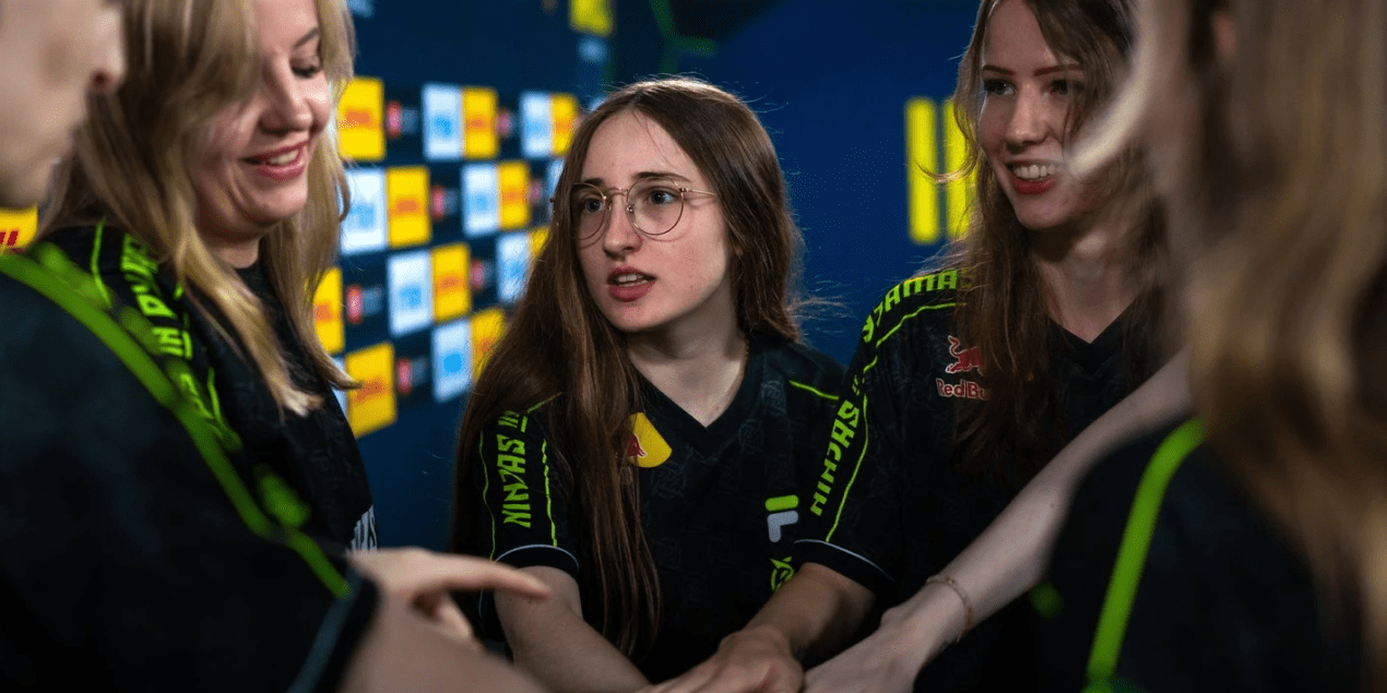 Лучшие мировые составы вышли в плей-офф казахстанского турнира по CS2