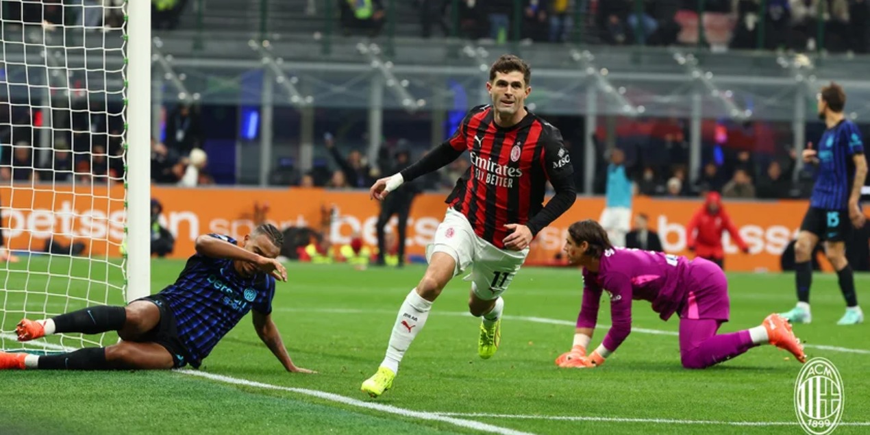 Пулишич забил, Меньян отбил пенальти: «Милан» выиграл дерби у «Интера»