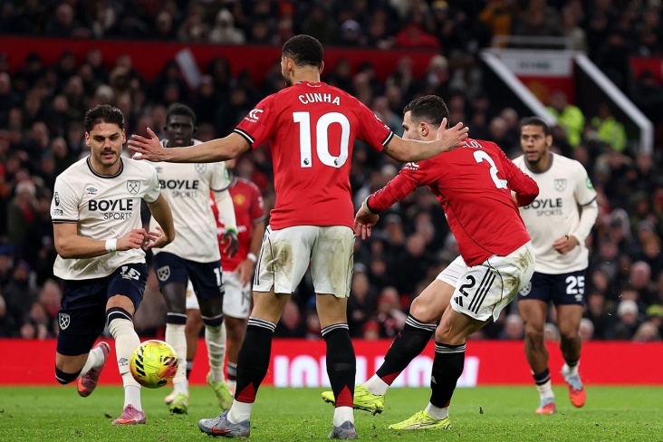 «Манчестер Юнайтед» упустил победу над «Вест Хэм» на «Олд Траффорд»