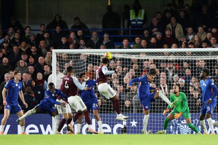 Исторический марш «Виллы». Команда Эмери повторила рекорд, который держался больше века