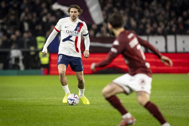 «ПСЖ» вырвал победу в Метце, несмотря на два пропущенных мяча 