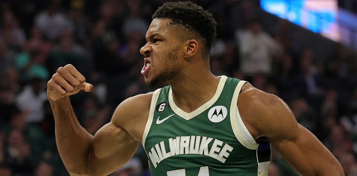 «Милуоки» объявил Янниса неприкасаемым и готов «охотиться за крупной дичью» на рынке