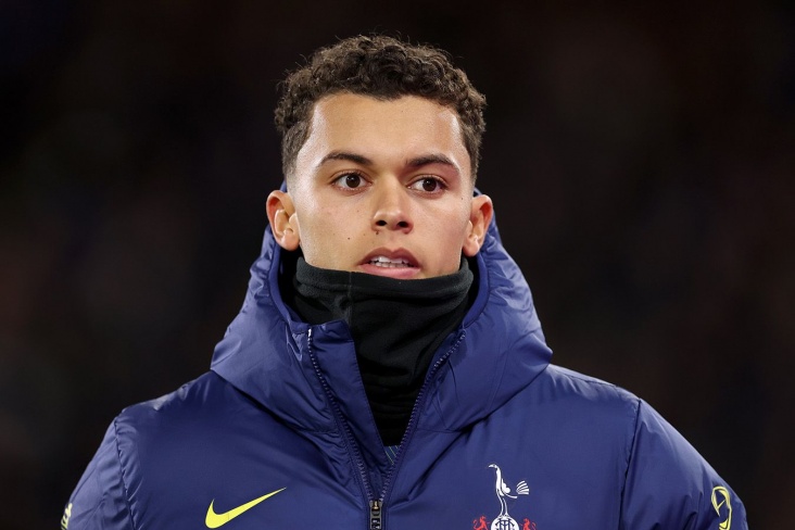 «Нули под дождём: “Тоттенхэм” и “Брентфорд” устроили шахматную ночь без голов — зато с нервами»