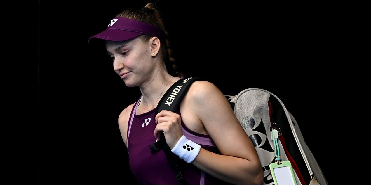 Елена Рыбакина победила Бадосу и вышла в четвертьфинал турнира в Брисбене