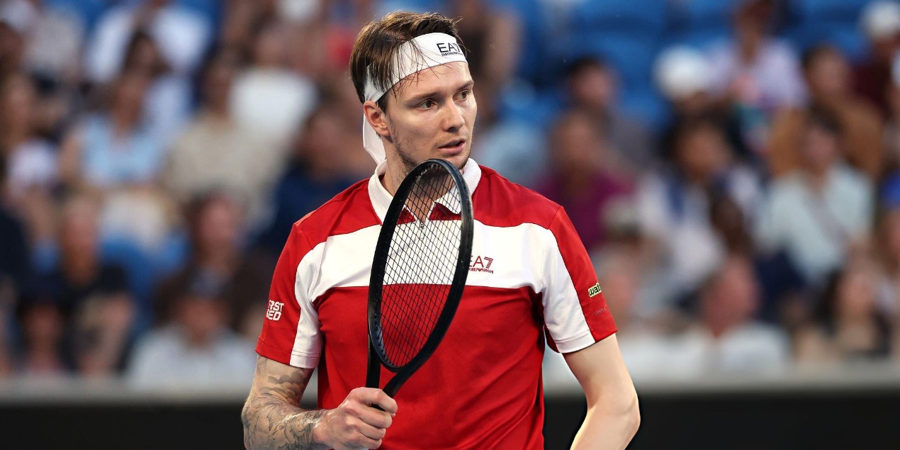 Александр Бублик без проблем прошел первый круг Australian Open