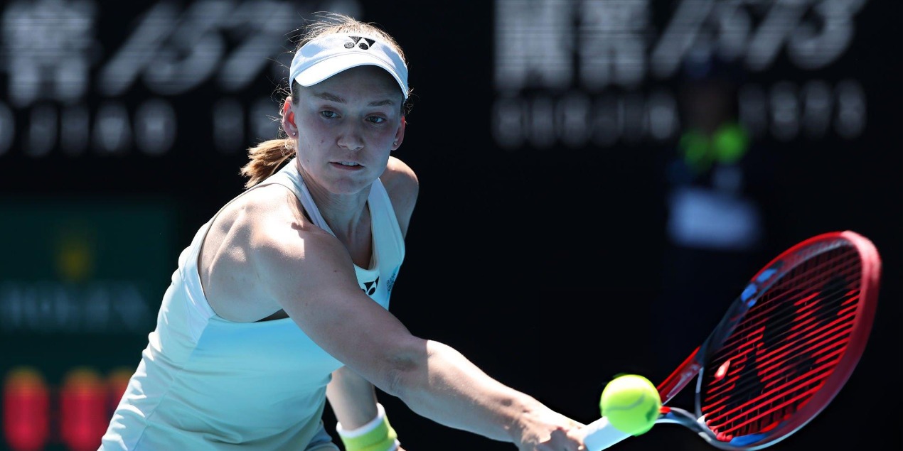 Елена Рыбакина уверенно вышла во второй круг Australian Open