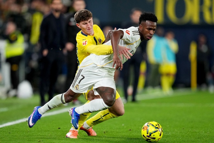 «Реал» обыграл «Вильярреал» и стал лидером Ла Лиги