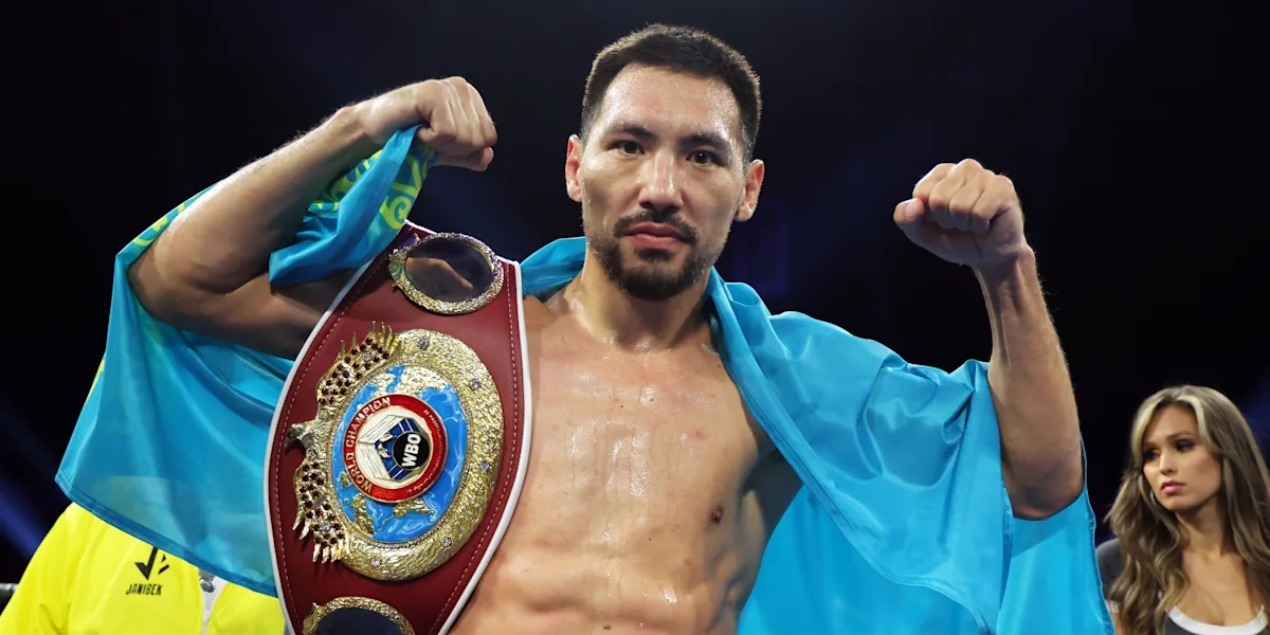 Жанибек Алимханулы отказался от чемпионского титула WBO и поднялся в новую весовую категорию
